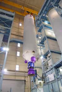 Un EPC dans l'usine de les Mureaux d'Astrium d'où sont fabriqués ces étages pour Ariane 5. © Rémy Decourt