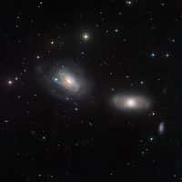 Le duo galactique NGC 3169-NGC 3166. © ESO/Igor Chekalin