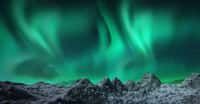 Il y a 42.000 ans, le champ magnétique de la Terre s’est inversé. Il a même momentanément presque disparu, permettant à de splendides aurores de se former bien au-delà des régions polaires. © Aomarch, Adobe Stock