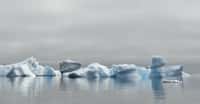En étudiant la couverture de glace de mer pendant la dernière période glaciaire, des chercheurs de l’université de Copenhague (Danemark) sont arrivés à la conclusion d’un lien étroit entre fonte des glaces et réchauffement climatique brutal. © Uryadnikov Sergey, Adobe Stock