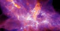 Voici un instantané d’une simulation Starforge, mise au point par une équipe composée entre autres de chercheurs de l’université Northwestern (États-Unis). Surnommée « l’enclume de la création », elle montre un nuage moléculaire géant en train de former des étoiles en tenant compte de toutes les rétroactions stellaires connues des astrophysiciens. © Starforge, Université Northwestern