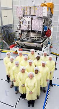 Derniers préparatifs avant le lancement du satellite GOES-15 (mars2010). Crédit Nasa