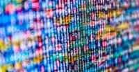 L’une des solutions les plus viables pour répondre à la croissance sans fin des données numériques est de trouver le moyen d’augmenter la capacité de stockage. Les travaux de l’université de Delft sur la structure atomique sont en cela très prometteurs. © McIek, Shutterstock