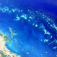 &copy; ESALa Grande Barrière de Corail vue par satellite
