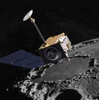 La sonde LRO s'emploie à localiser les ressources naturelles de la Lune qui pourraient être utilisées plus tard. Crédit Nasa