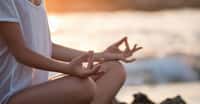 La méditation agirait sur notre cerveau. Permet-elle d'améliorer notre bien-être mental et physique ? © LuckyImages, Shutterstock