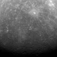 Image inédite d'une partie du pôle sud de Mercure réalisée par la sonde Messenger depuis son orbite. © Nasa/Johns Hopkins University Applied Physics Laboratory/Carnegie Institution of Washington