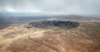 Il y a quelque 50.000 ans, la chute d’une météorite a formé un cratère – connu sous le nom de Meteor Crater - de quelque 1.300 mètres de diamètre en Arizona (États-Unis). © anderm, Fotolia
