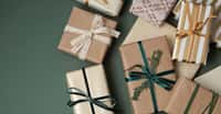 Une étude Greenly publiée fin 2021, à Noël, ce sont les cadeaux qui coûtent le plus cher en carbone. © netrun78, Adobe Stock