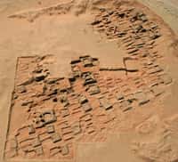 Vue aérienne du site de Sedeinga. Depuis 2009, 35 pyramides ont été découvertes. Leurs bases font entre 75 cm et 7 m. © B.-N. Chagny, Sedau, SFDAS