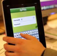 Spotify ouvre son offre gratuite aux tablettes et aux mobiles, dans l'espoir de faire venir de nouveaux abonnés. © Blixt A., Flickr, cc by sa 2.0