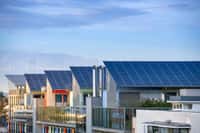 Tesla va créer la plus grande centrale solaire virtuelle en Australie. Le déploiement des panneaux solaires sur les 50.000 habitations s’étalera sur quatre ans. © Gyula Gyukli, Fotolia