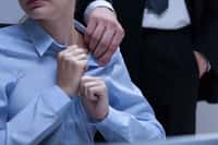 Les agressions sexuelles au travail constituent un facteur de risque d'hypertension chez les femmes victimes. © Photographee.eu, Adobe Stock