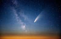 La comète Neowie en 2020. © Leonid Tit, Adobe Stock