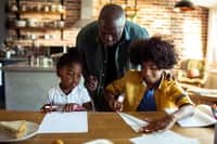 Les devoirs sont bien plus sereins quand les enfants arrivent à se concentrer. © Vorda Berge, Adobe Stock