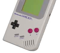 La Game Boy de Nintendo est une console portable culte des années 1990. © By Evan-Amos, DP via Wikimedia Commons
