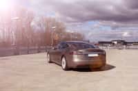 Tesla est très vigilant sur la sécurité des systèmes électroniques et informatiques de ses voitures. Mais le risque zéro n’existe pas. © Peter Atkins, Fotolia