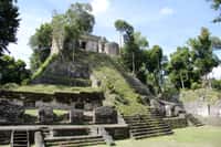Le temple maya de Nakum au Guatemala. © cc-by-sa-40-jorge-antonio-leoni-de-leon