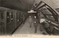 La construction du métro de Paris permet, chaque jour, à plus de quatre millions de personnes de voyager. © Archivist, fotolia