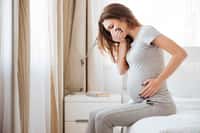 Les nausées sont très fréquentes durant la grossesse, mais pas systématiques. © Drobot Dean, Adobe Stock