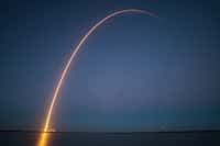 Décollage du Falcon 9 v1.1 et lancement réussi du satellite SES-8, le 28 novembre 2013. SpaceX tentera un nouveau lancement en orbite géostationnaire ce soir. © SpaceX