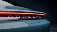 La Porsche Taycan 4S est esthétiquement semblable aux Taycan Turbo et Turbo S. © Porsche