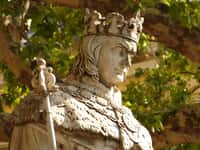 Les rois du Moyen Âge ont contribué à l'essor du pays. © Paul-Henri Giraud, Wikimedia Commons, Domaine public