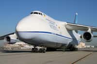 Un Antonov An-124, le plus gros avion cargo produit en série. © John Murphy, Flickr