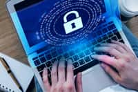 Le télétravail accroît le risque de cyberattaques pouvant porter atteinte à la sécurité des données d'une entreprise. © peshkova, Adobe Stock