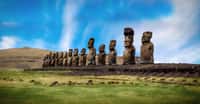 Les Moaï, statues géantes de l'île de Pâques.&nbsp;© Walkerssk, Pixabay, DP