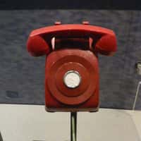 Le téléphone rouge a été l'un des symboles de la Détente durant la guerre froide. © Piotrus, Wikimedia Commons, cc by sa 3.0