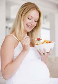 Magnésium, vitamines, iode, acides gras essentiels... Où trouver tous ces apports pour une grossesse en bonne santé ? © Phovoir