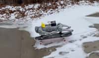 Ce robot à appris à faire du skateboard dans différentes conditions. © Université du Michigan &amp; SUSTech