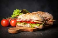 Pour votre santé, quel est le meilleur sandwich ? © George Dolgikh, fotolia