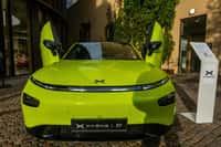 Xpeng, constructeur chinois en pleine expansion, défie Tesla. © Alexander Farnsworth, iStock