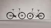 Les VAE VanMoof S5 (gauche) et A5 (droite). © VanMoof