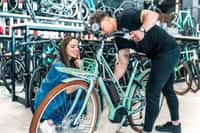La vente des vélos électriques (VAE) a atteint un chiffre record de 5,5 millions d'unités, soit +8,6 %. Un vélo sur quatre vendus en Europe est donc électrique. © Golero, Getty Images
