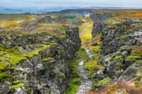 Les plaques tectoniques eurasienne et nord-américaine, Parc national de Thingvellir (Islande). © Nido Huebl