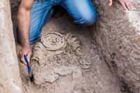 Ce sont des fouilles au sein des vestiges d'un monastère byzantin, près de la vieille ville de Jérusalem, qui permettaient de découvrir les restes d'une religieuse couverte de chaines et d'objet en métaux. © Israel Antiquities Authority