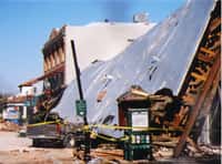 Dégâts causés lors du séisme de 2003 qui a touché la Californie. © Scenery camera, Wikimedia Commons, CC by-sa 3.0