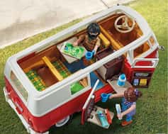 Avis aux nostalgiques : Playmobil et Volkswagen s'associent pour un Kit Combi !