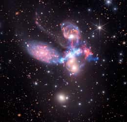 Image composite du Quintet de Stephan observé par James-Webb et Chandra. © Nasa, CXC, SAO, IR (Spitzer) : Nasa, JPL-Caltech ; IR (Webb) : Nasa, ESA, CSA, STScI