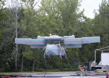 Les gros rotors de l’aéronef pivotent pour le transformer en avion. © Piasecki Aircraft