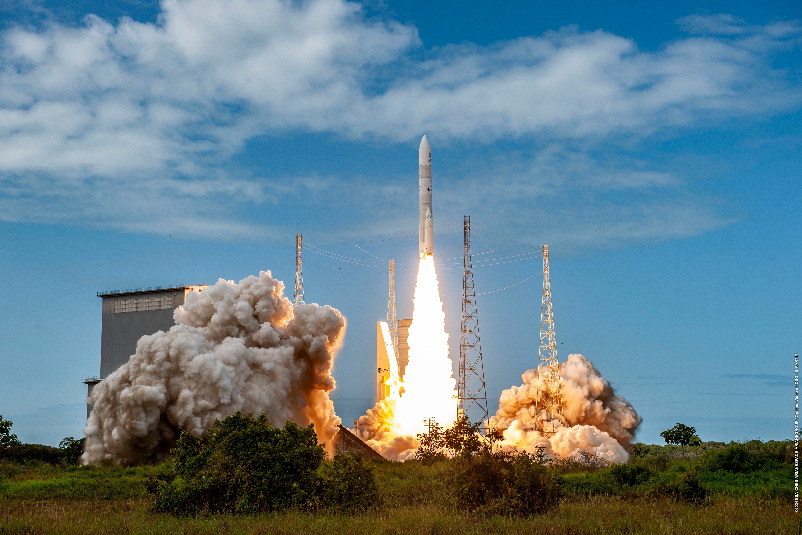 Le Cnes joue un rôle majeur dans le développement des lanceurs européens en fournissant le Centre spatial guyanais (CSG). François Jacq devra superviser le début de la transition vers des lanceurs de nouvelle génération après Ariane 6. © ESA, Cnes, Arianespace, CSG centre optique, S Martin