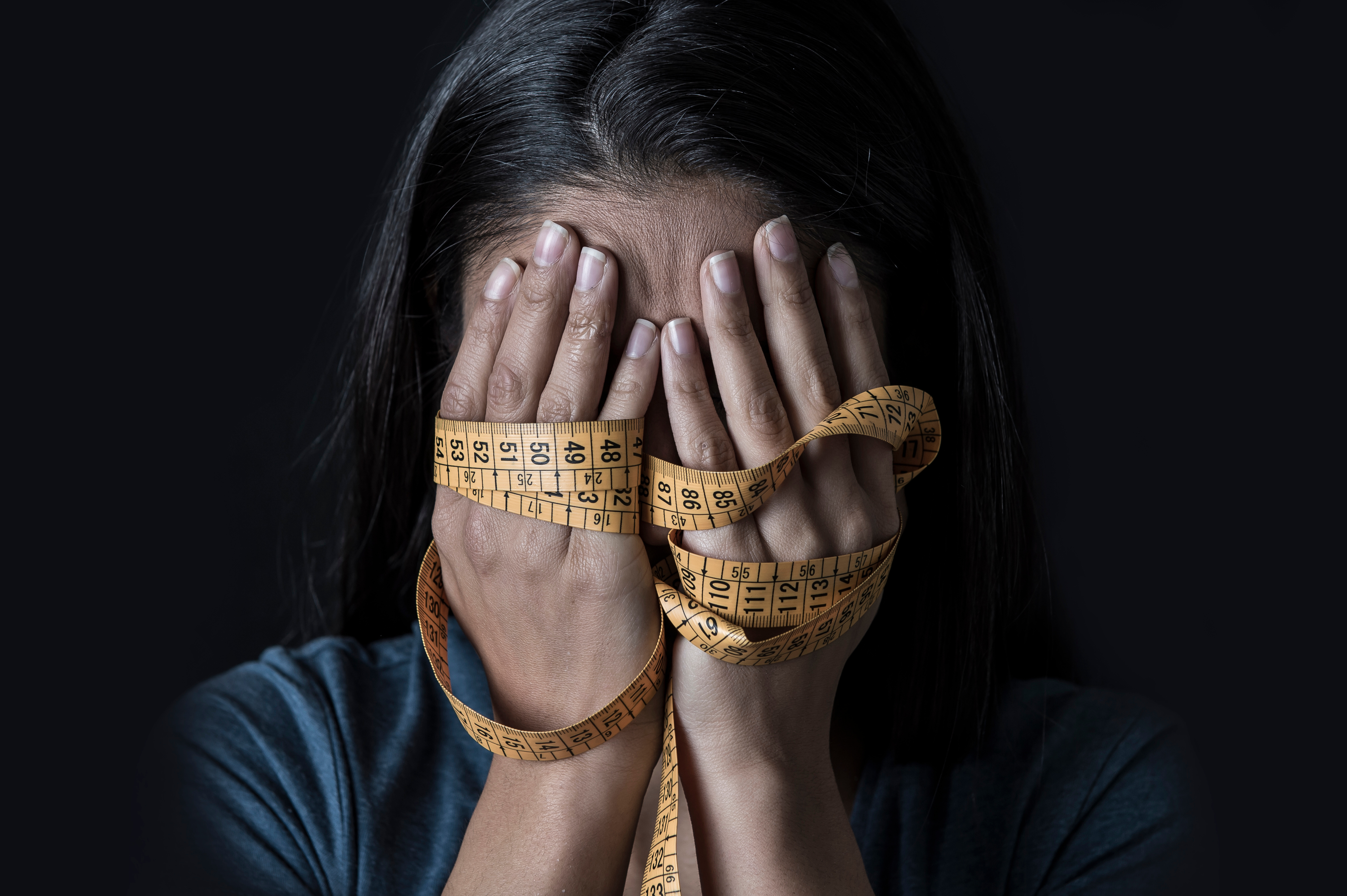 Les adolescents américains souffrant d'anorexie mentale et de boulimie nerveuse ont sept fois plus de risques que les autres de consommer des drogues. © Wordley Calvo Stock, Adobe Stock 