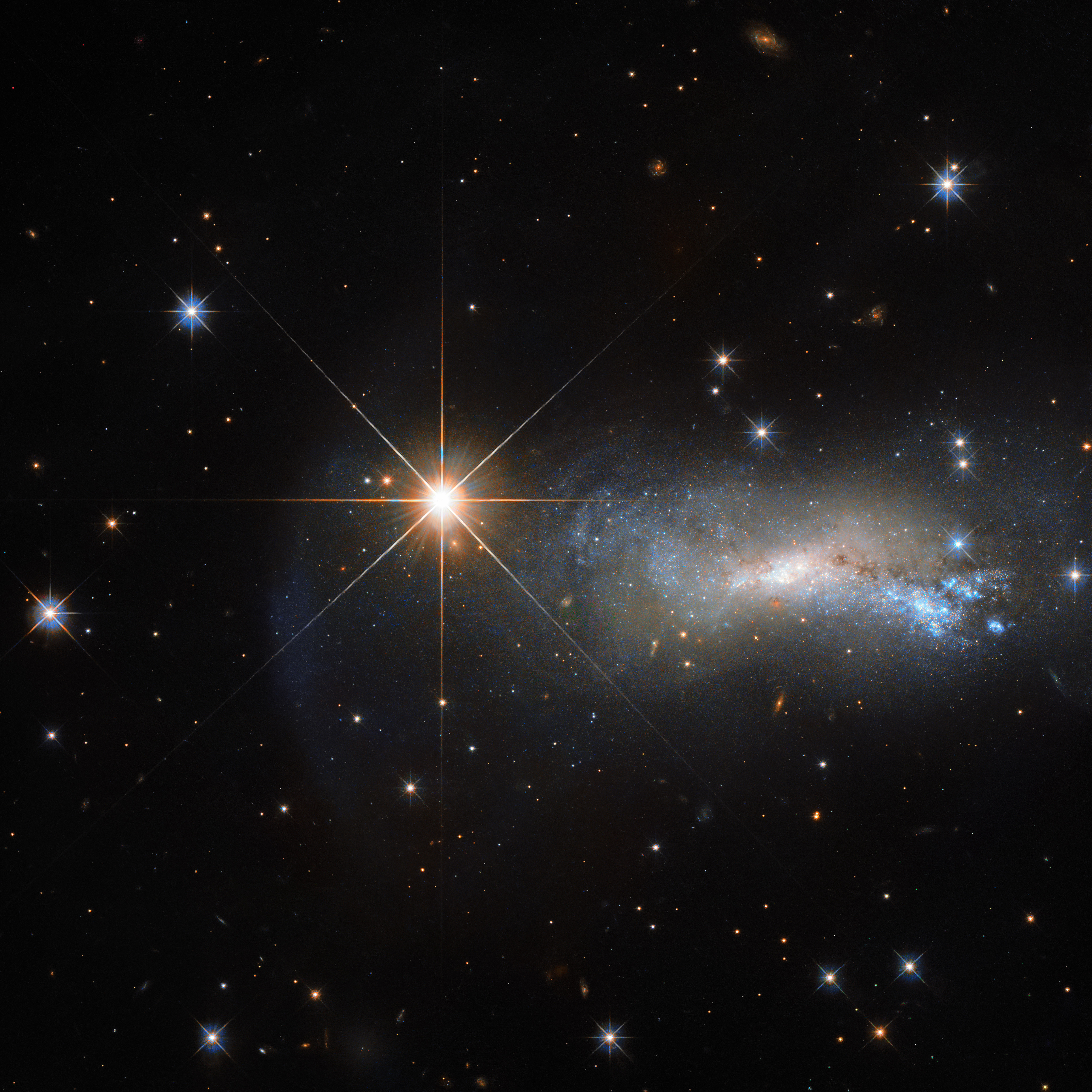 Une planète, une étoile ou une comète peuvent être considérées comme un astre. © ESA/Hubble &amp; NASA