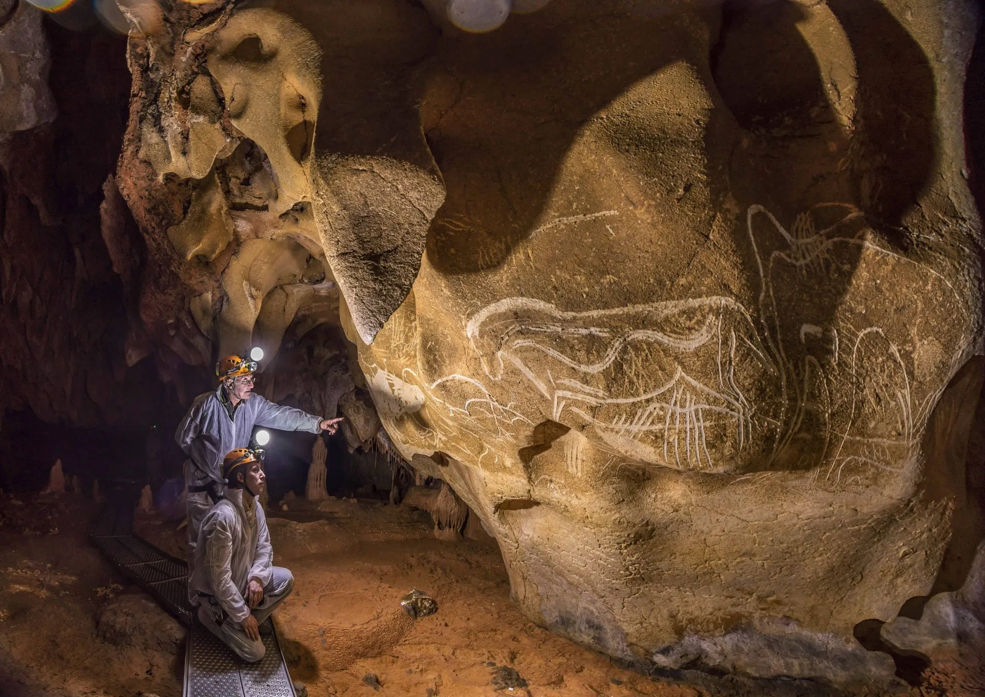 La grotte Chauvet dissimulait durant des millénaires les plus anciennes œuvres réalisées par des mains humaines. © Grotte Chauvet 