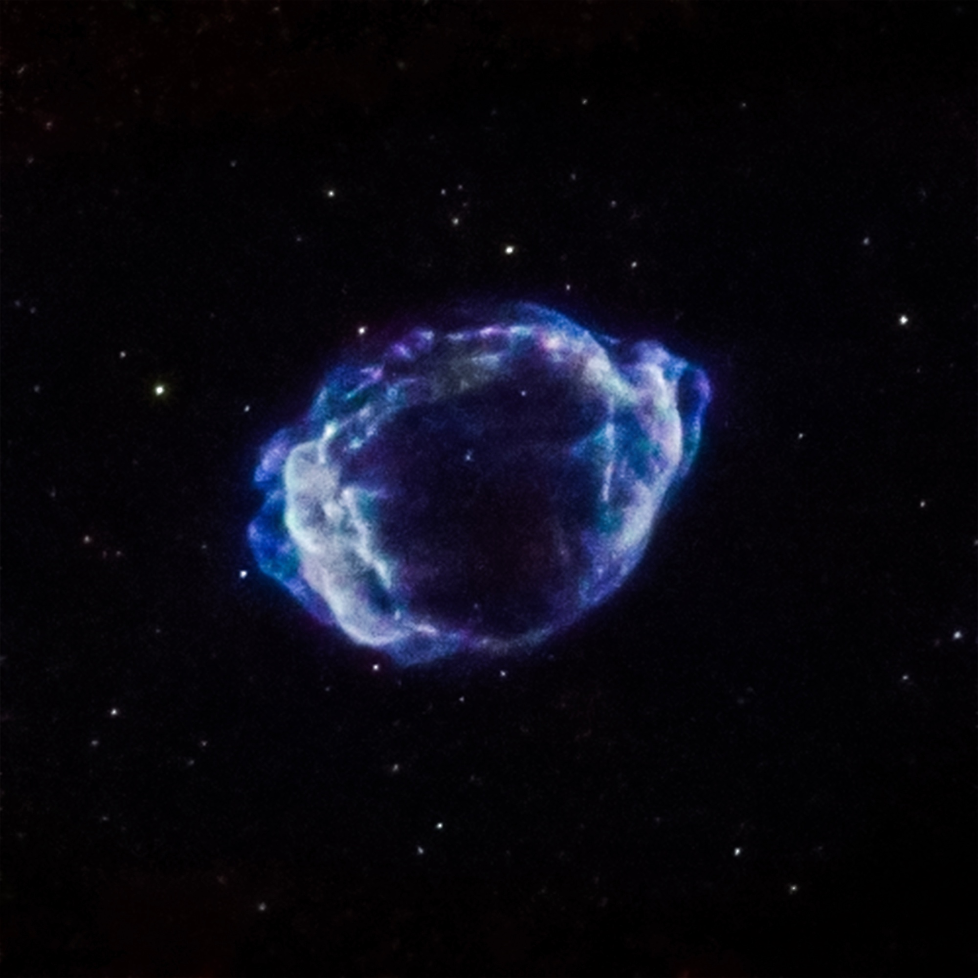 Rémanents de la supernova SNR&nbsp;G1.9+0.3 imagé dans le rayonnement X par Chandra. Étendus actuellement sur 30 années-lumière à près de 28.000 années-lumière de la Terre, les restes poursuivent leur expansion. © Nasa, CXC, CfA, S.Chakraborti et al.