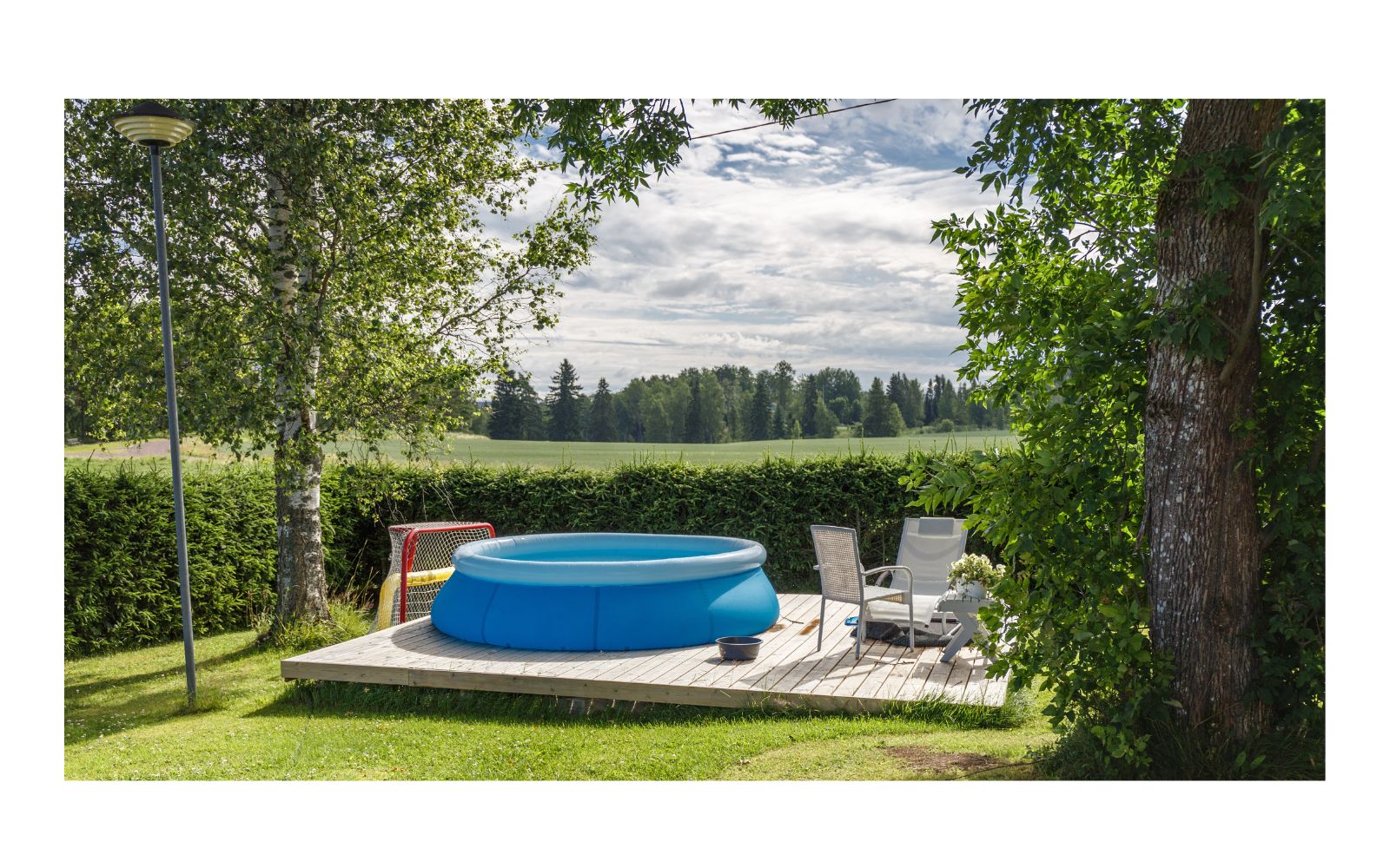 Le kit piscine à moins de 80€ chez E.Leclerc (Source : shutterstock.fr)