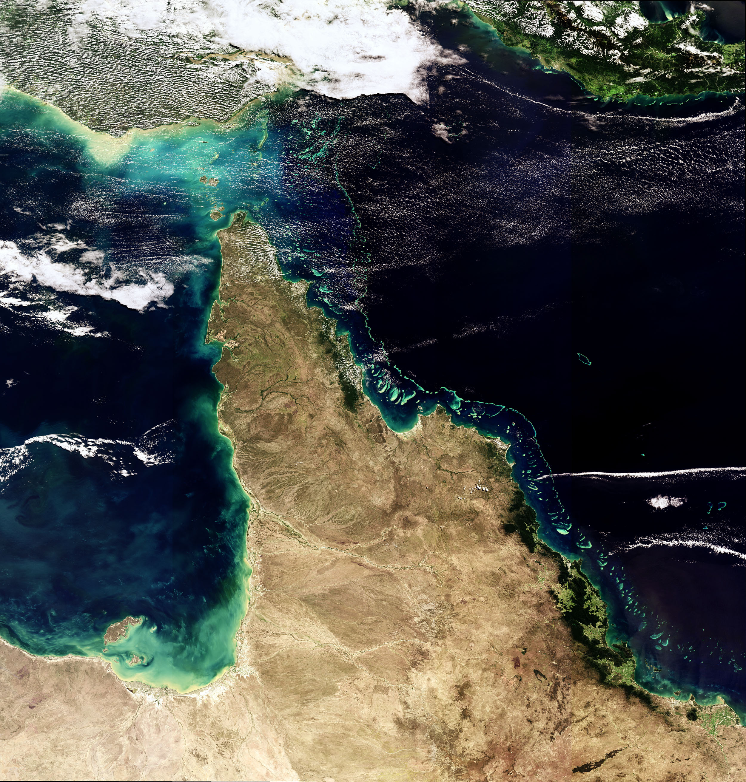 La Grande Barrière de Corail australienne, longeant le large de la côte du Queensland, photographiée par l'Envisat de l'Esa, en mai 2018. © ESA, CC by-sa 3.0 IGO